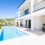 Infinity View By Guide Villa Primosten
