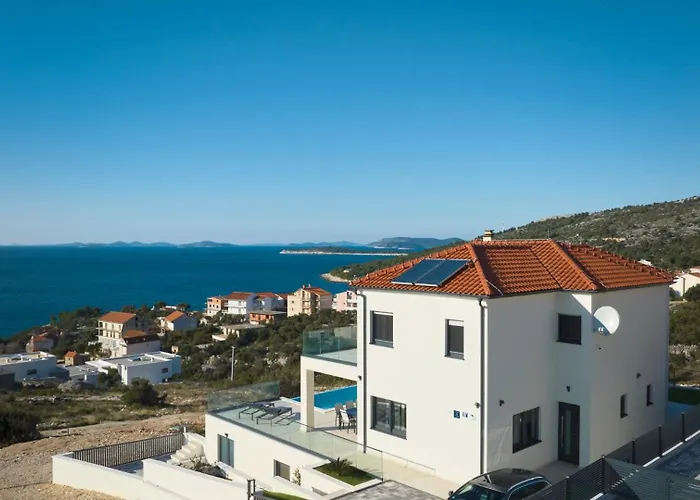 Infinity View By Guide *