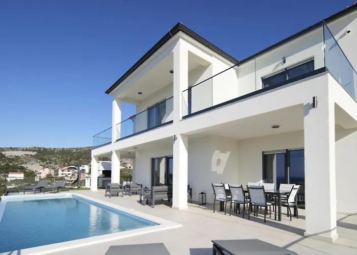 Infinity View By Guide Villa