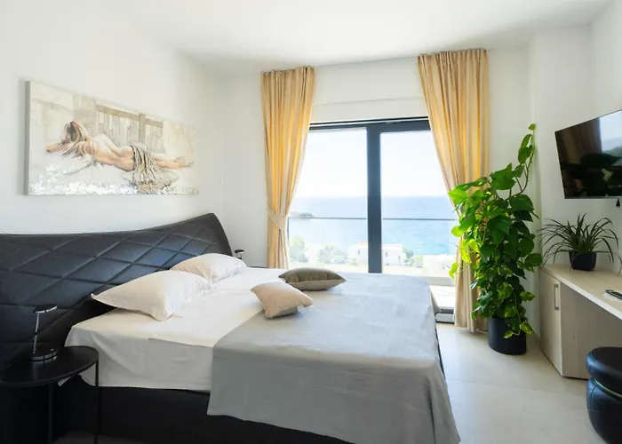 Infinity View By Guide *