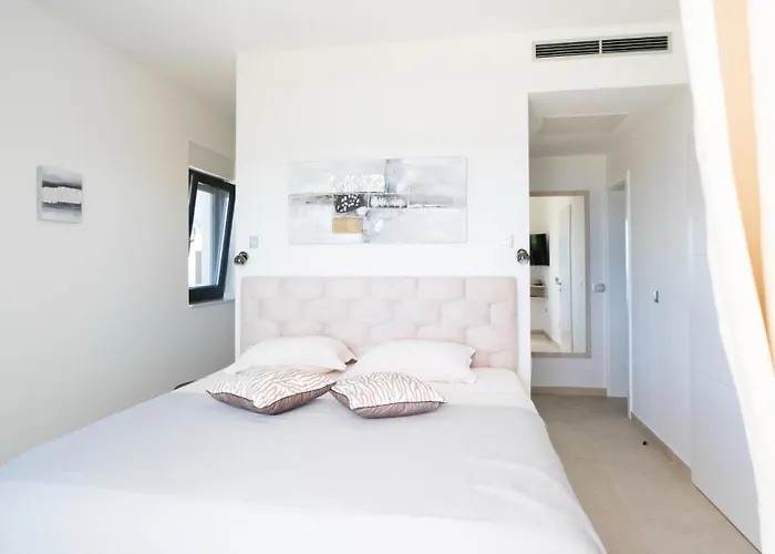 Infinity View By Guide Villa